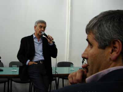 graduados2.jpg (14614 bytes)